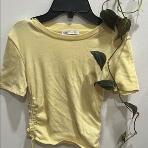Zara Light Yellow Short Sleeve Top